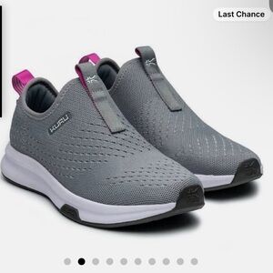 New NWOB KURU Atom Slip-On Women's Sneaker - Gray Pink Pull Tab Sz 9